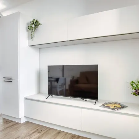 Just Urban - With 90sqm Terrace - Solari Lägenhet