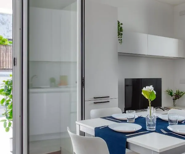 Just Urban - Modern 1-br Flat With 90 Sqm Terrace - M4 Tolstoj Lejlighed *