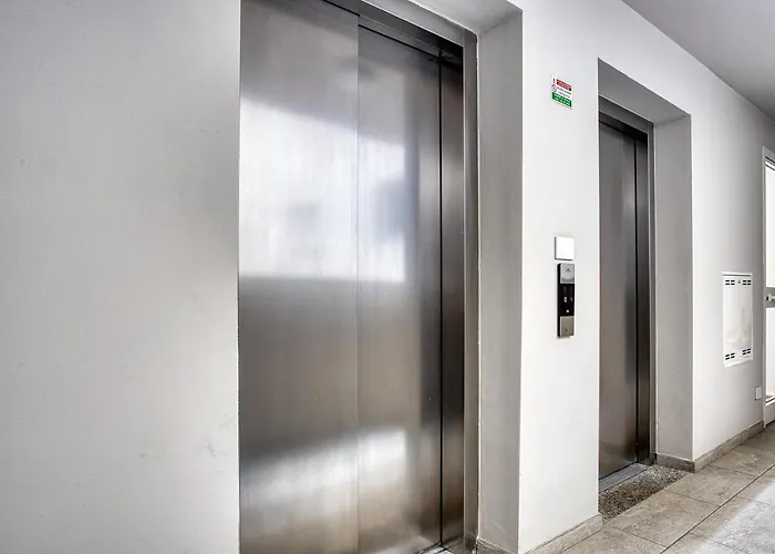 Just Urban - Modern 1-br Flat With 90 Sqm Terrace - M4 Tolstoj * Milano