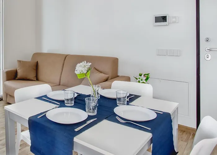 Just Urban - Modern 1-br Flat With 90 Sqm Terrace - M4 Tolstoj Lejlighed